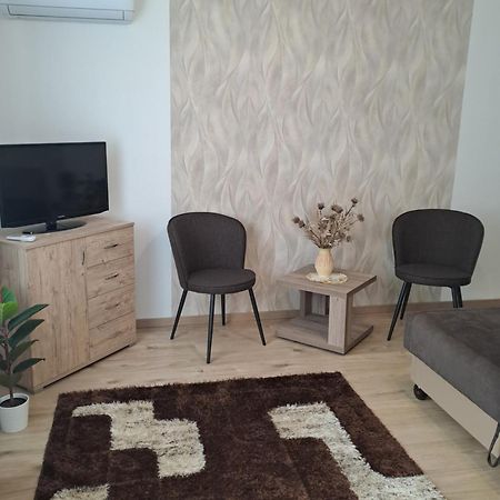Katarina Apartman Hajduszoboszlo Luaran gambar