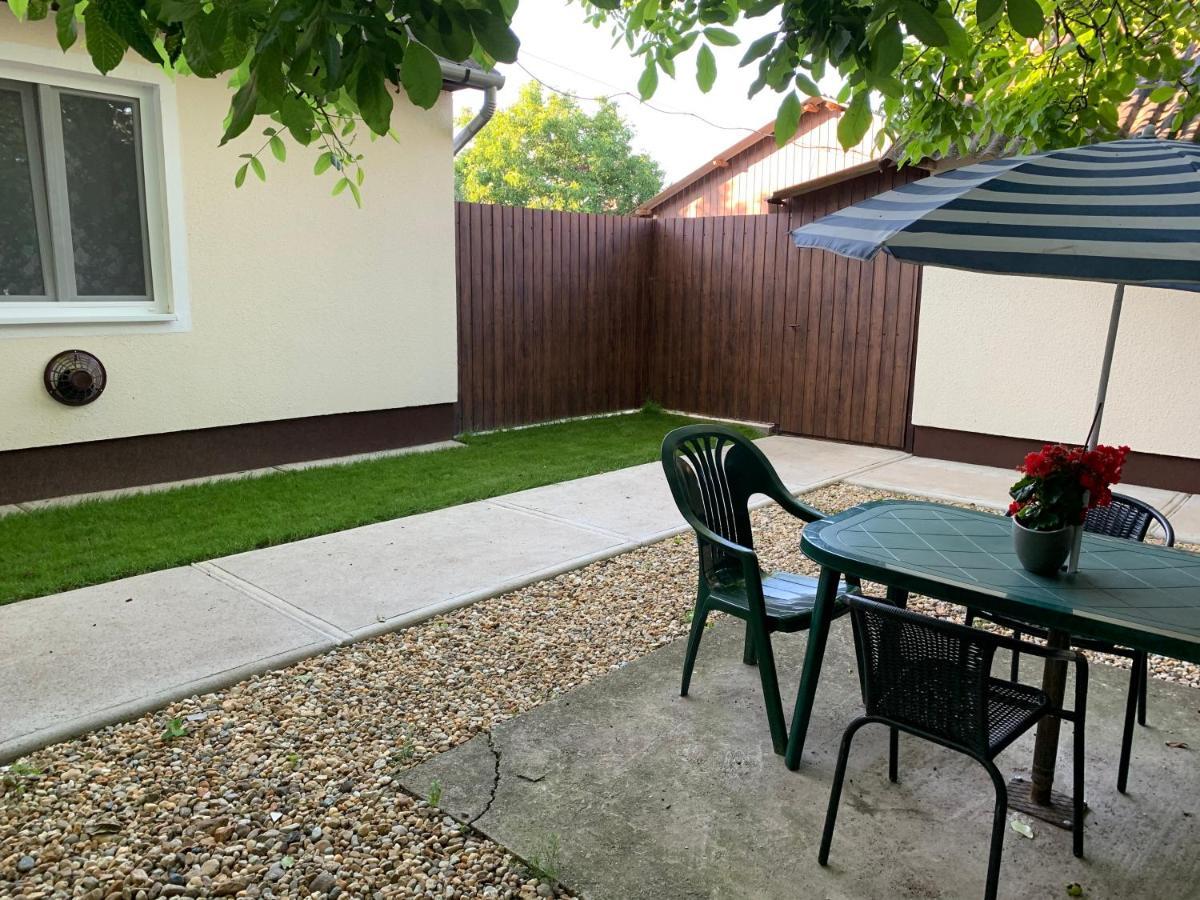 Katarina Apartman Hajduszoboszlo Luaran gambar