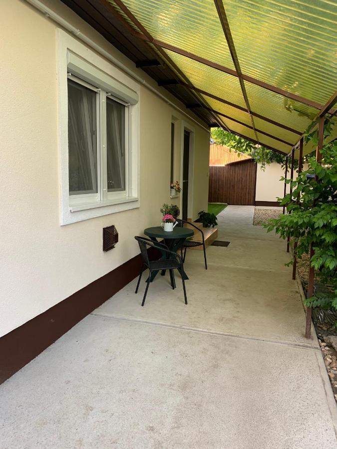 Katarina Apartman Hajduszoboszlo Luaran gambar