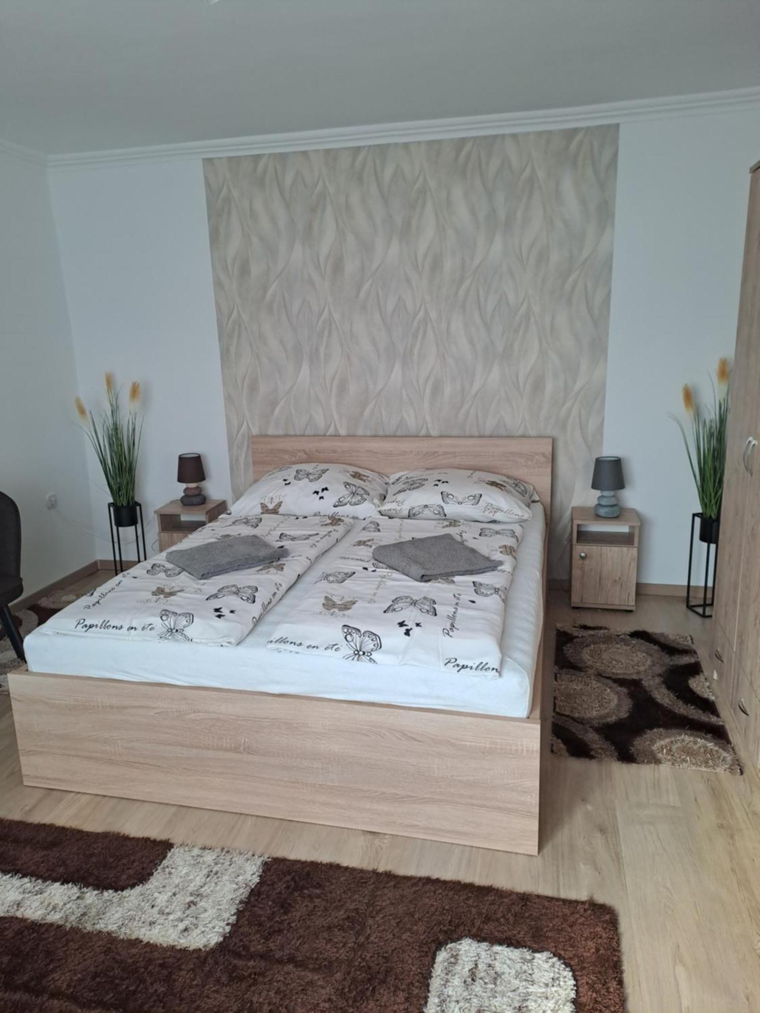 Katarina Apartman Hajduszoboszlo Luaran gambar